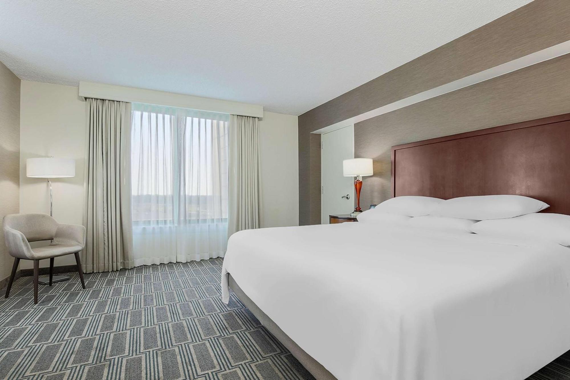 Embassy Suites By Hilton Chicago Lombard Exterior foto