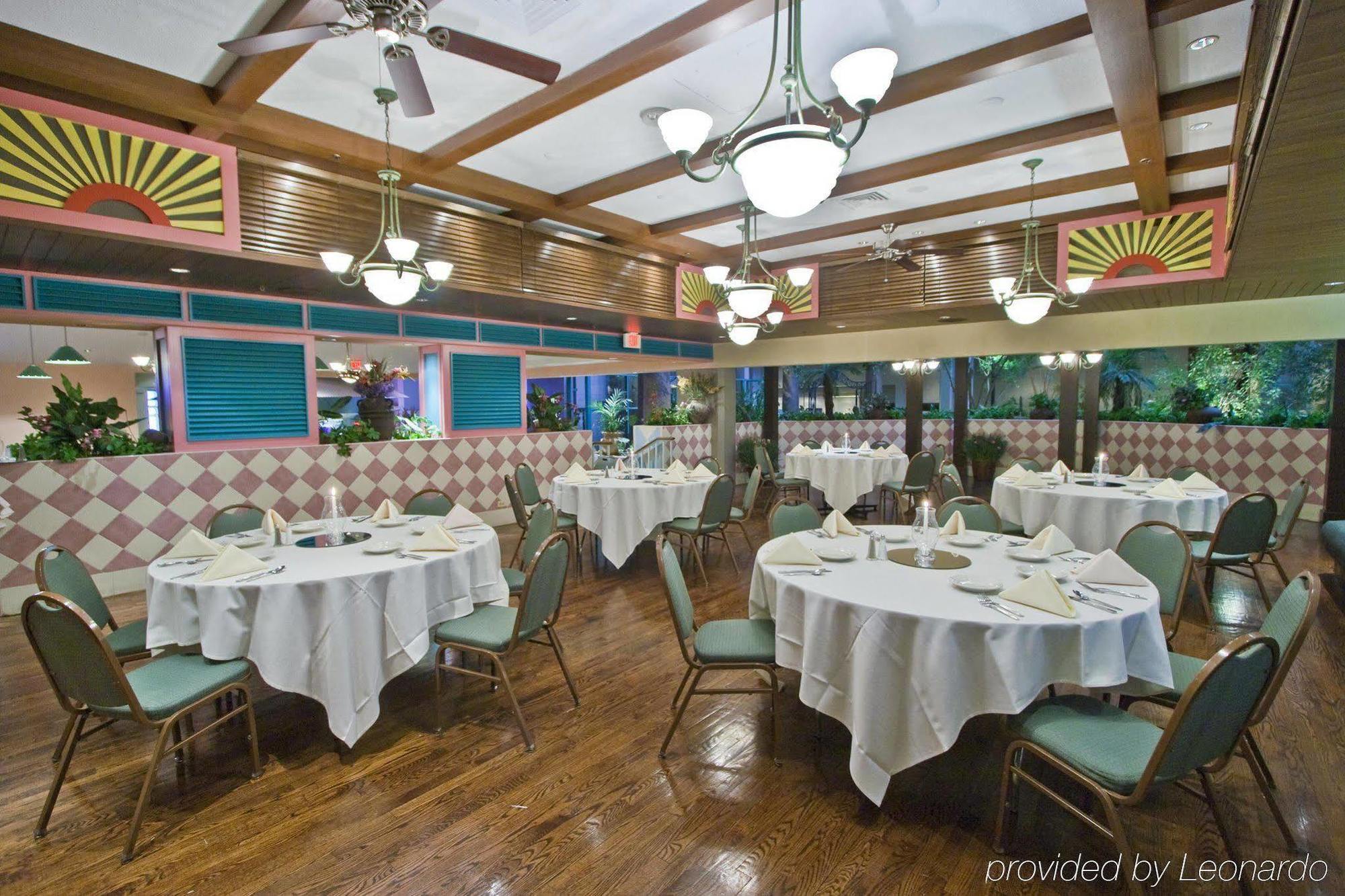 Embassy Suites By Hilton Chicago Lombard Restaurante foto